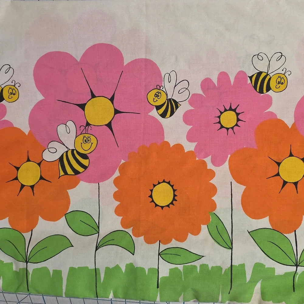 Pillowcase, “Flowers and Bees” by Cannon, Vintage, Monticello 1970s